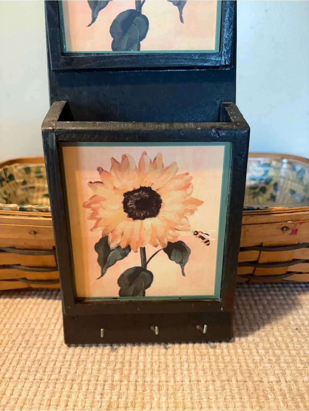 Black Sunflower Wall Hook Organizer - Decorative Home Storage
